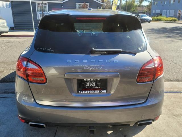 2011 porsche cayenne s