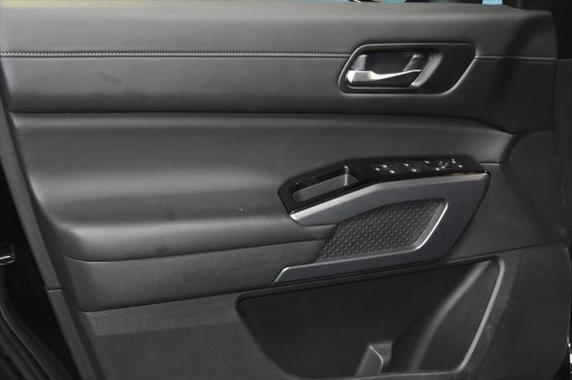 2024 nissan pathfinder sl fwd