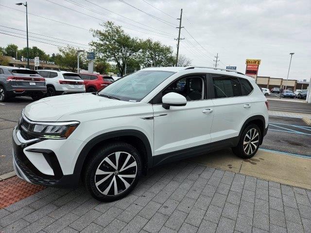 2023 volkswagen taos 1.5t se