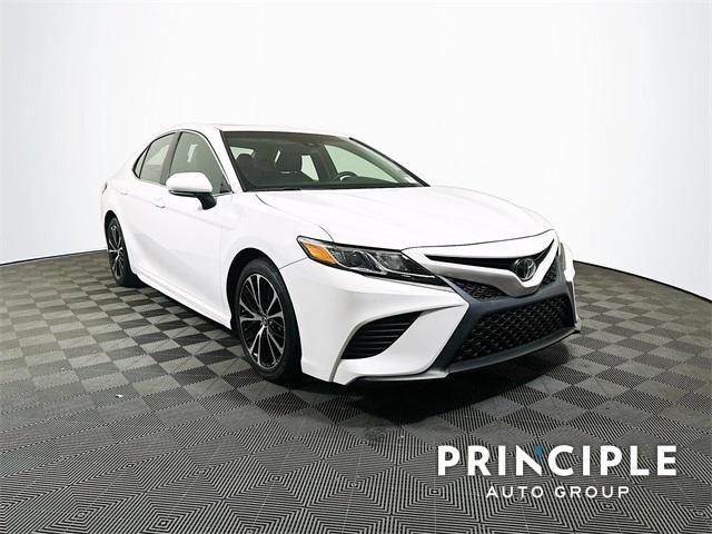 2018 toyota camry se