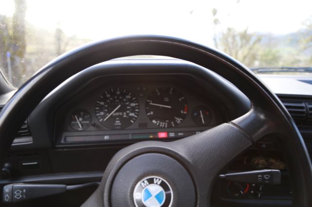1984 silver blue bmw 325e