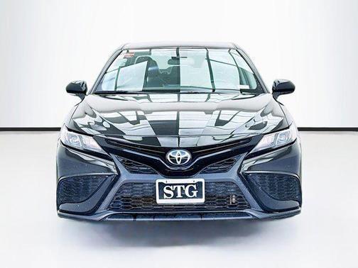 2022 toyota camry