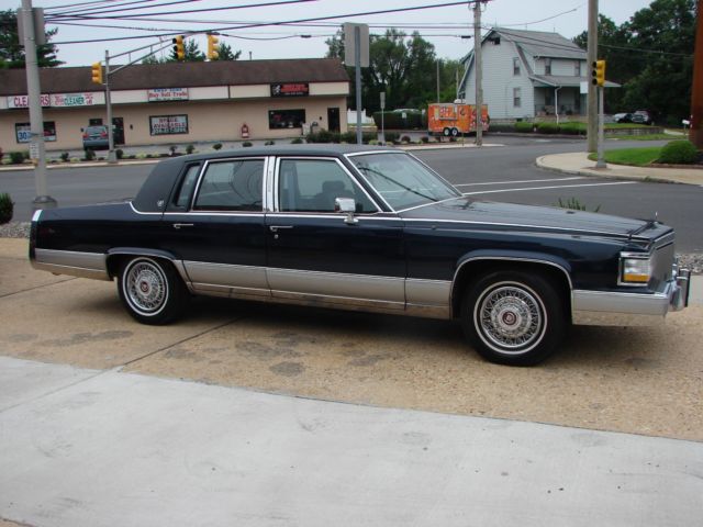 1992 cadillac brougham - 1 owner, 94,000 org miles,clean carfax