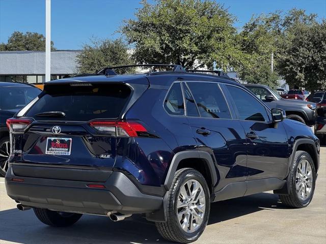 2021 toyota rav4 xle