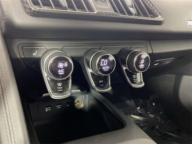 2017 audi r8 5.2 quattro plus