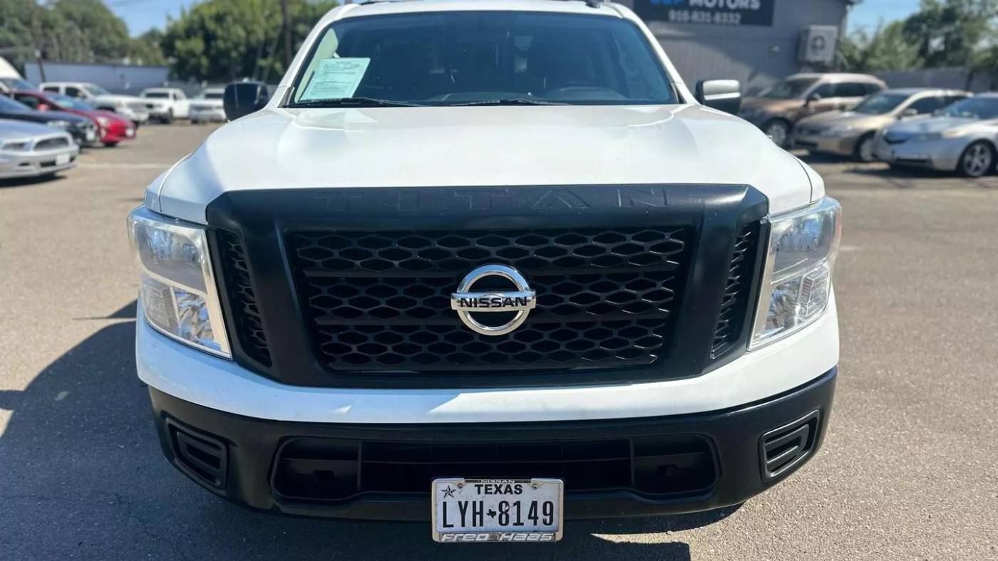 2019 nissan titan s