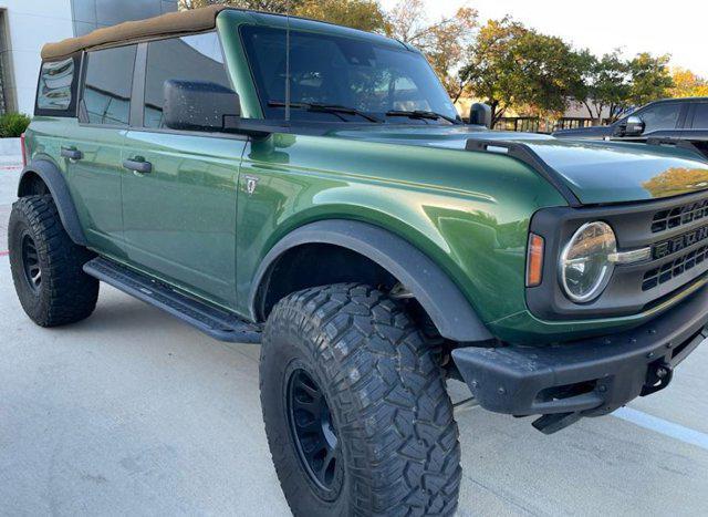 2022 ford bronco base