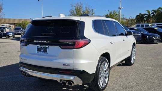 2024 GMC Acadia