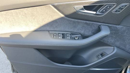 2025 Audi SQ7