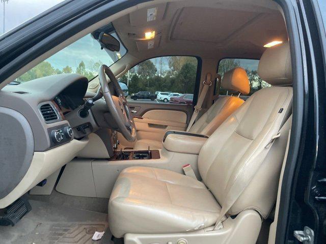 2011 chevrolet suburban 1500 ltz