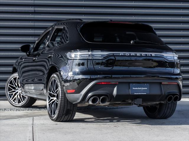 2024 porsche macan base