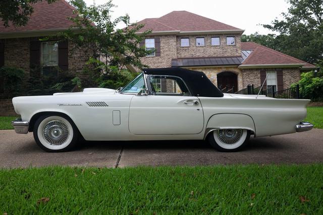 1957 ford thunderbird base