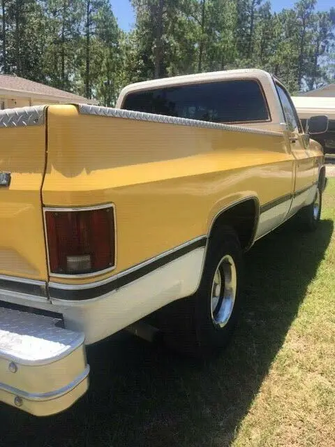 1982 gmc high sierra c-1500, 6.2 diesel southern truck ,cold ac auto, rare,nice
