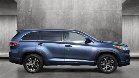 2016 Toyota Highlander