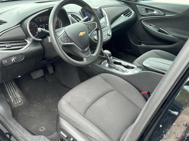2022 chevrolet malibu lt