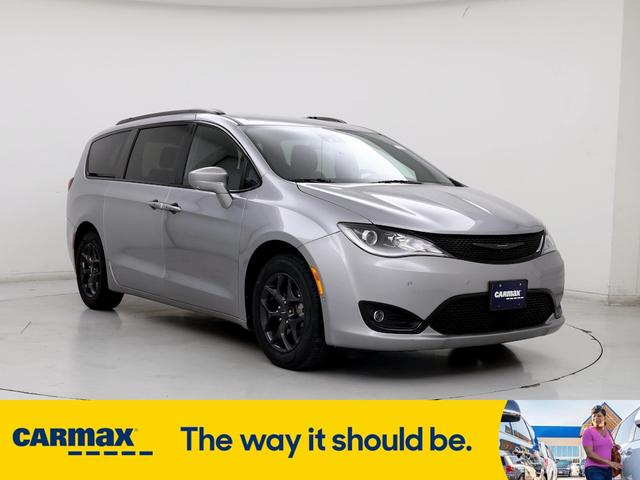 2020 chrysler pacifica touring l