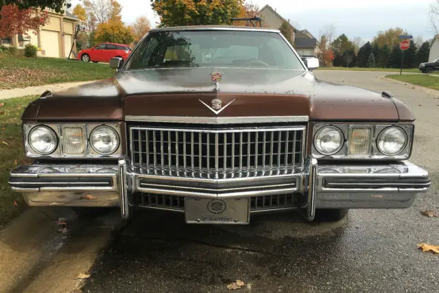 1973 cadillac sedan deville 4-door 7.7l