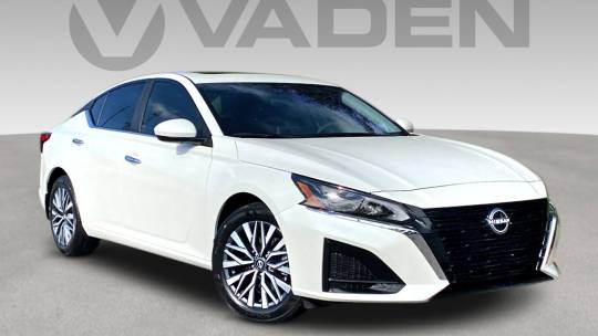 2025 Nissan Altima