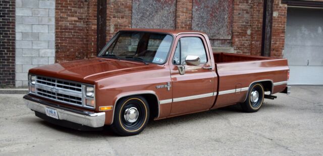 1986 chevrolete c10 truck
