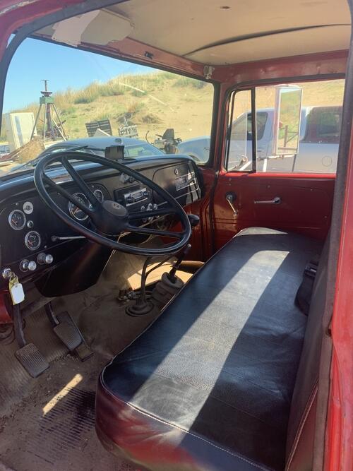 1973! international loadstar 1600manual 4+2 speed, dual axle, i believe the mileag