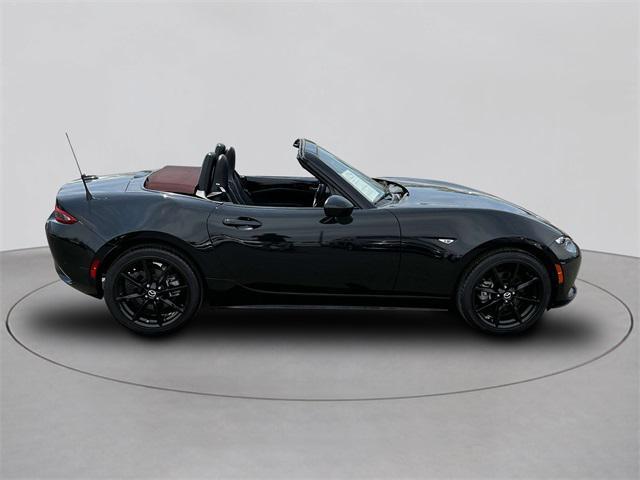 2018 mazda mx-5 miata grand touring
