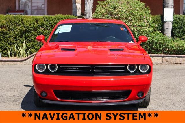 2015 dodge challenger sxt plus