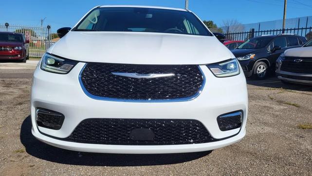 2024 chrysler pacifica touring-l