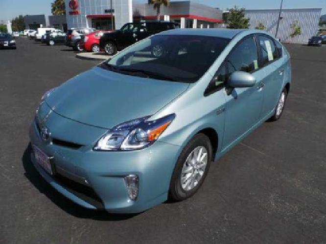 2014 toyota prius plug-in in san rafael, ca