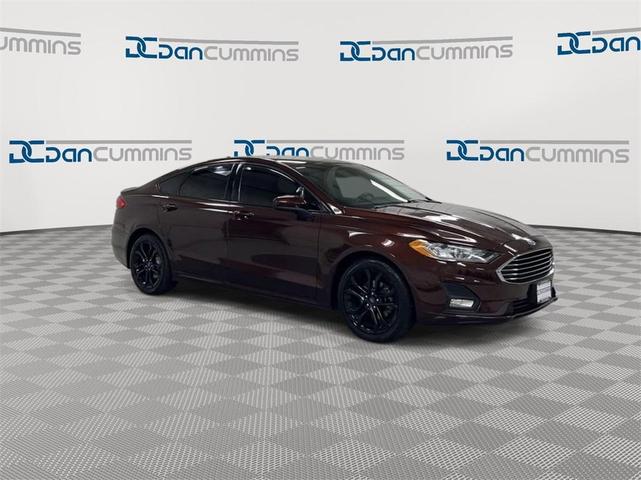 2019 ford fusion se