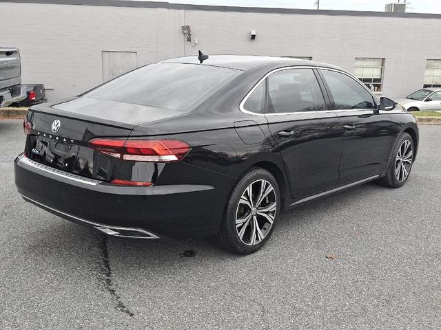 2021 volkswagen passat 2.0t se
