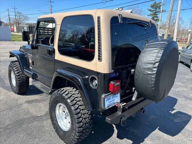 2000 jeep wrangler sahara