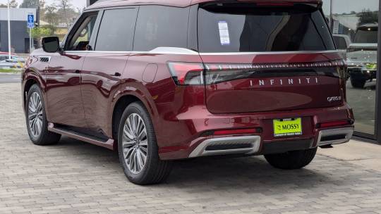 2025 Infiniti QX80