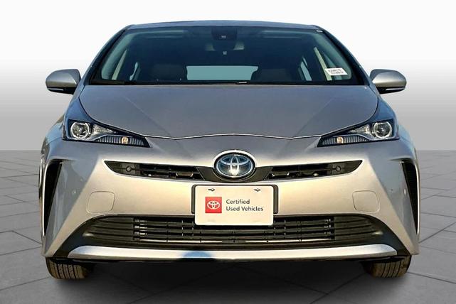 2019 toyota prius le