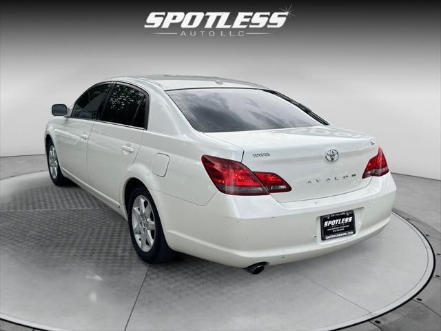 2009 toyota avalon xl