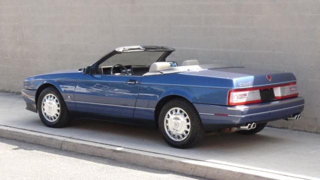 beautiful 1993 cadillac allante. 85,440 miles. new top. rare blue