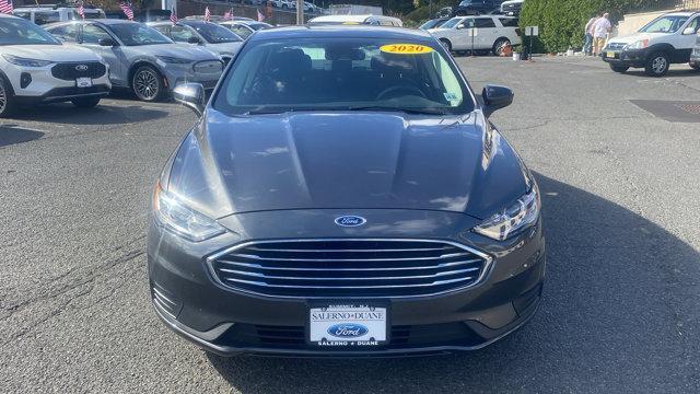 2020 ford fusion hybrid se