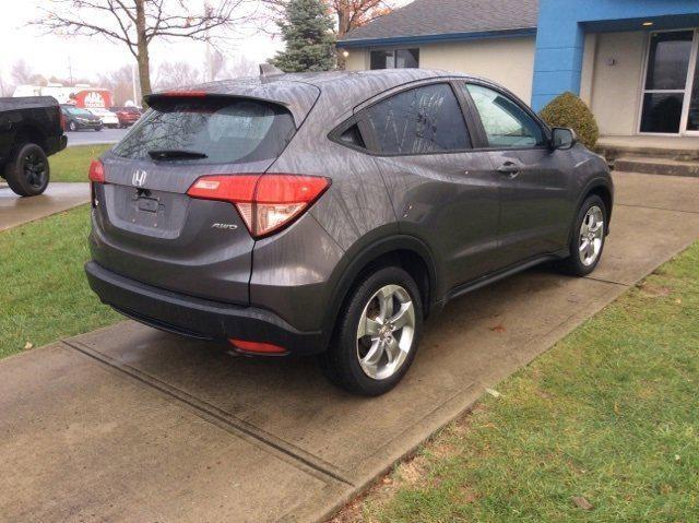 2017 honda hr-v lx