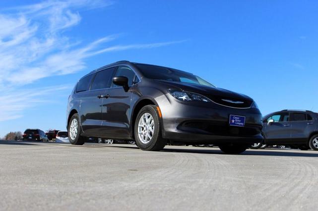 2021 chrysler voyager lxi