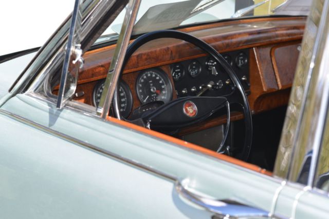 1962 jaguar mark 2