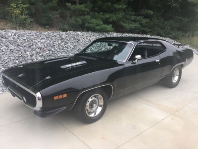 1971 plymouth roadrunner tx9 340 4 speed two videos