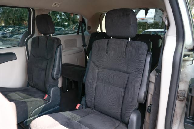 2014 dodge grand caravan avp/se