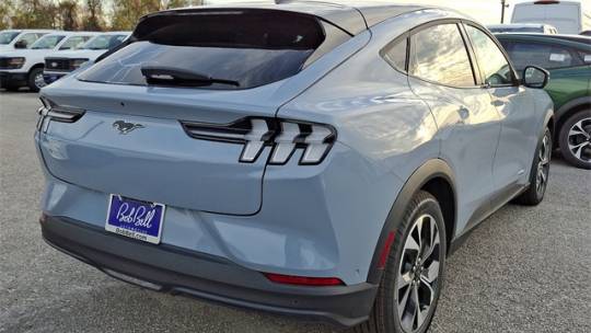 2024 Ford Mustang Mach-E