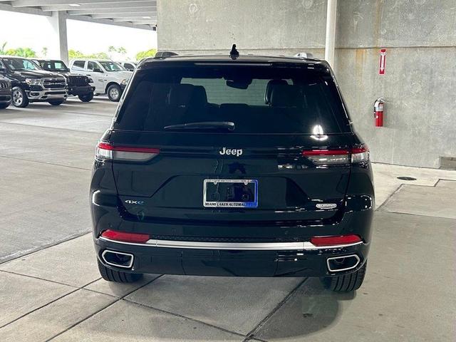 2024 jeep grand cherokee 4xe summit