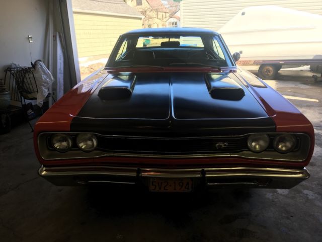 1969 dodge coronet 440 with super bee markings