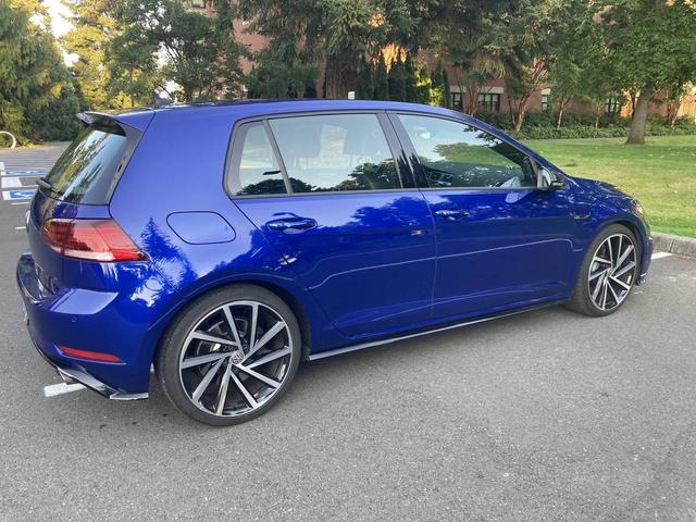 2019 volkswagen golf r 4-door w/dcc & navigation