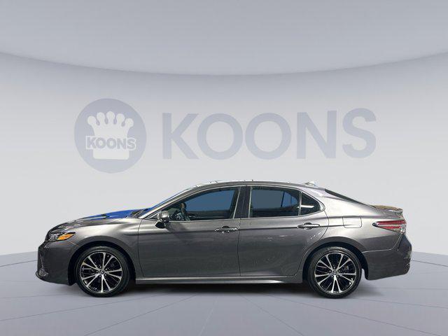 2019 toyota camry se