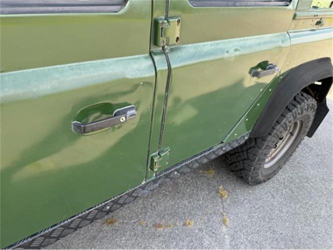 1984 land rover defender 110 in cadillac, michigan