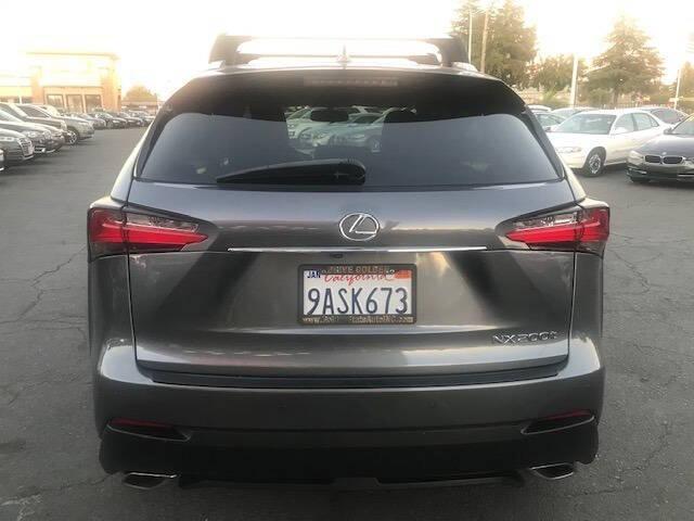2017 lexus nx 200t base