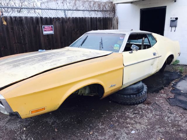 1973 ford mustang fastback body great parts car body only low price