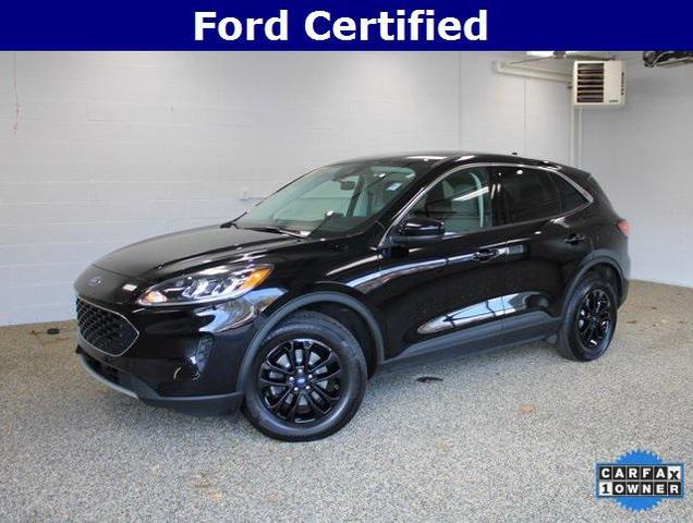 2021 ford escape se